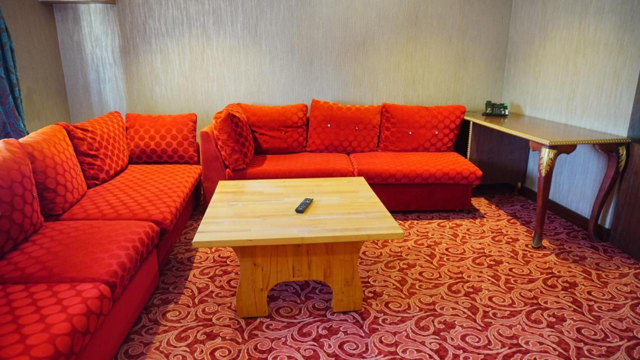 Vois Hotel Atasehir & Spa Истанбул Екстериор снимка