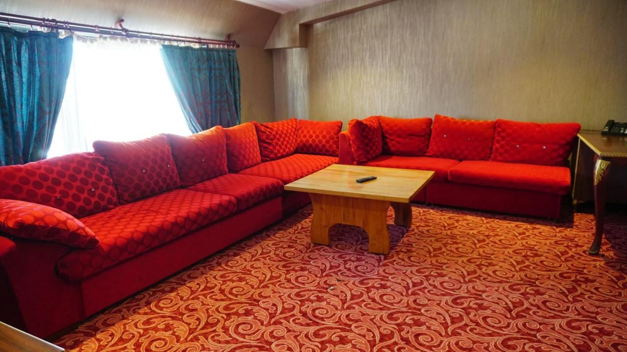 Vois Hotel Atasehir & Spa Истанбул Екстериор снимка