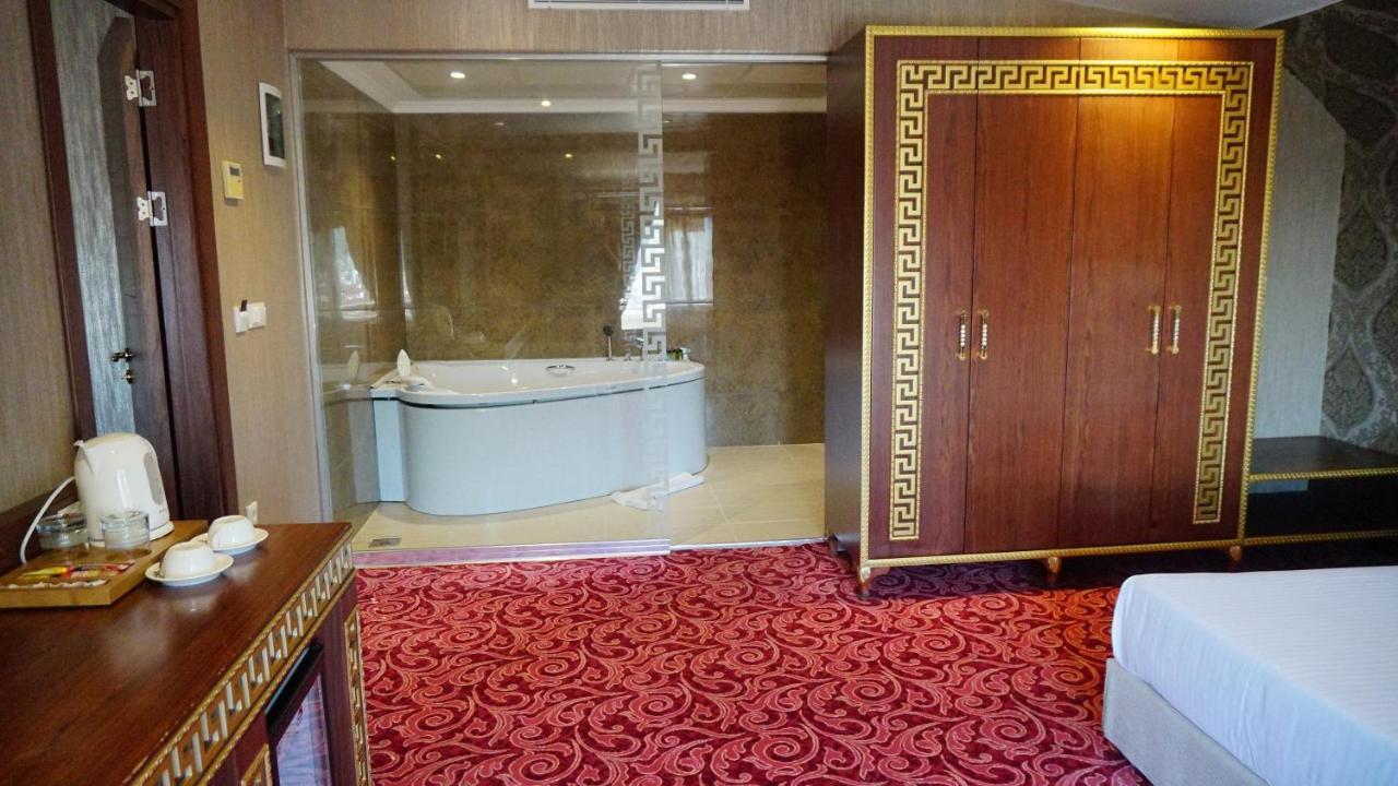 Vois Hotel Atasehir & Spa Истанбул Екстериор снимка