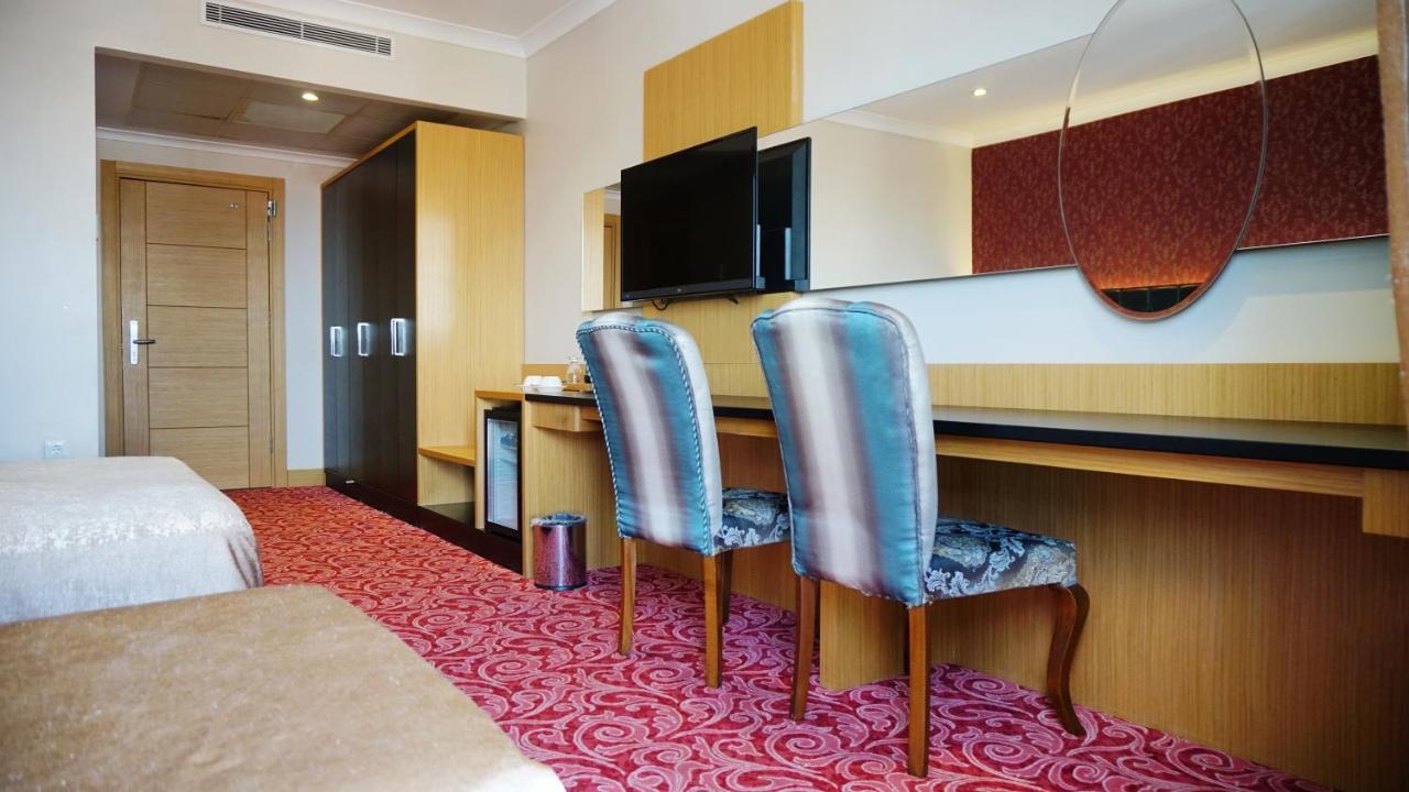Vois Hotel Atasehir & Spa Истанбул Екстериор снимка